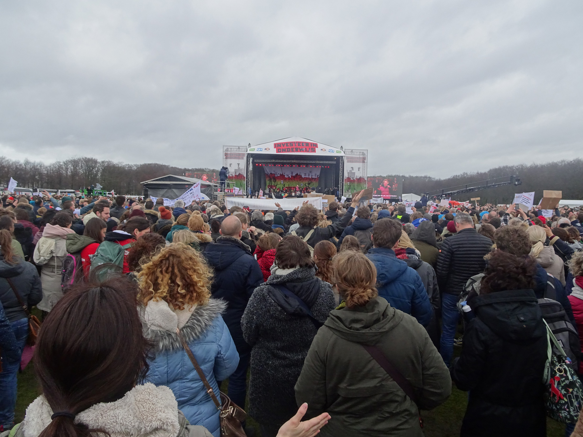 'Ieder jaar meer studenten, maar geen geld erbij' - Advalvas